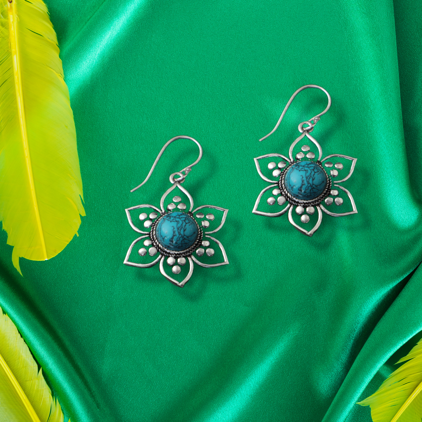 Geometric flower earrings