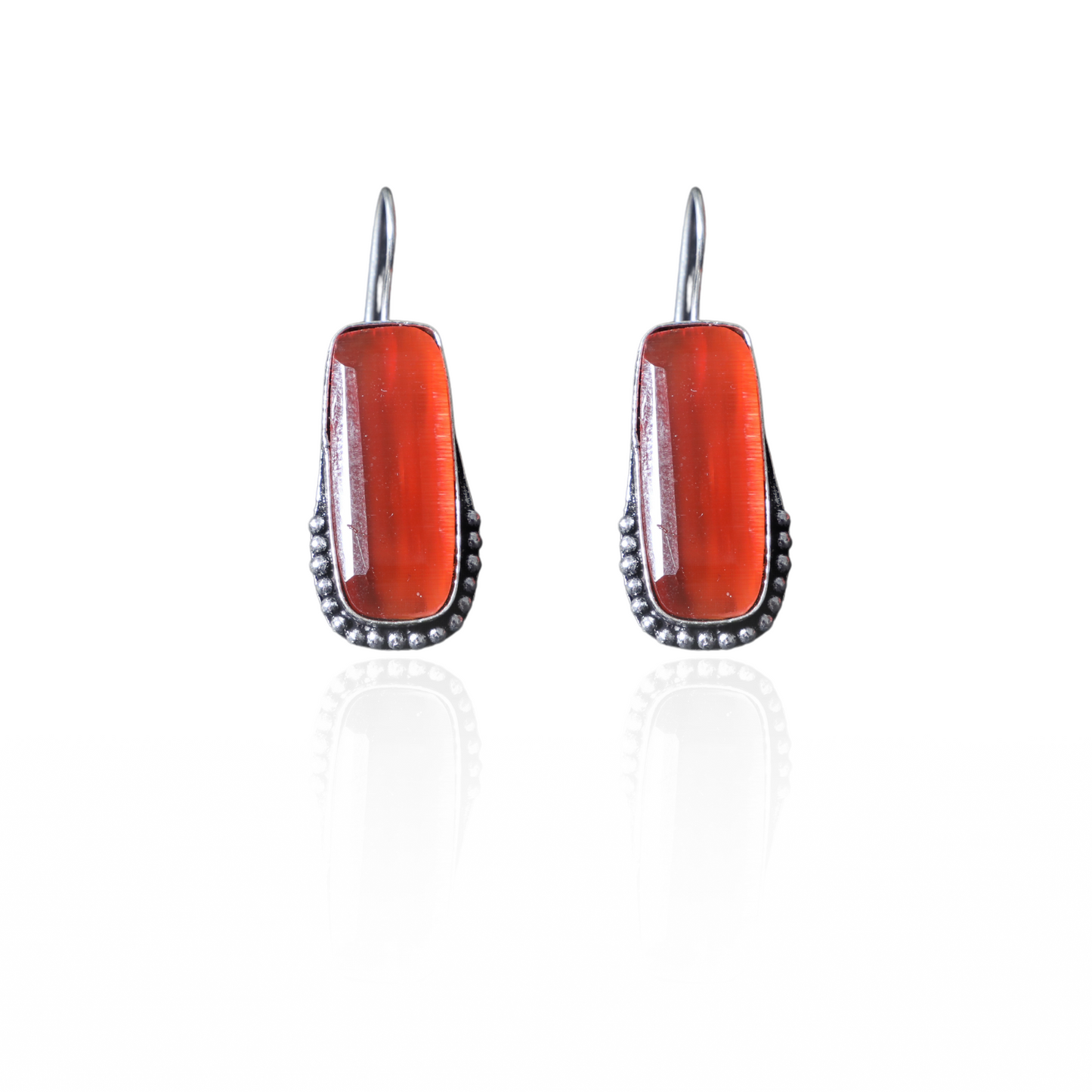 Sleek Onyx Drop Earring