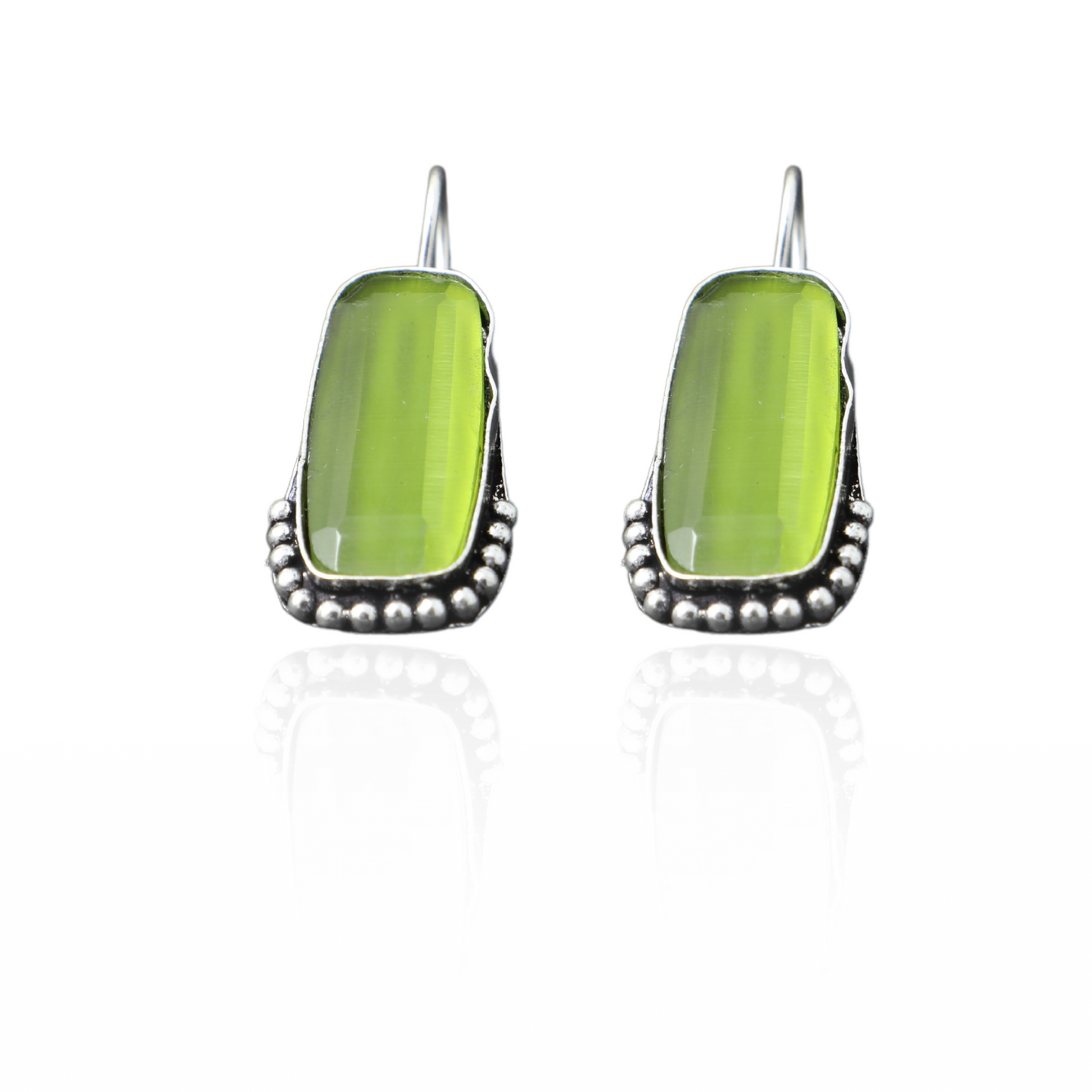 Sleek Onyx Drop Earring